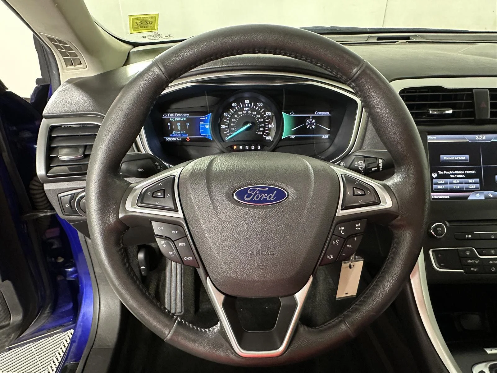 Used 2016 Deep Impact Blue Ford SE image 8