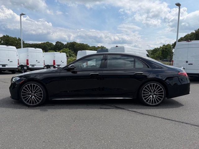 Certified Used 2023 Black Mercedes-Benz S 580 image 4