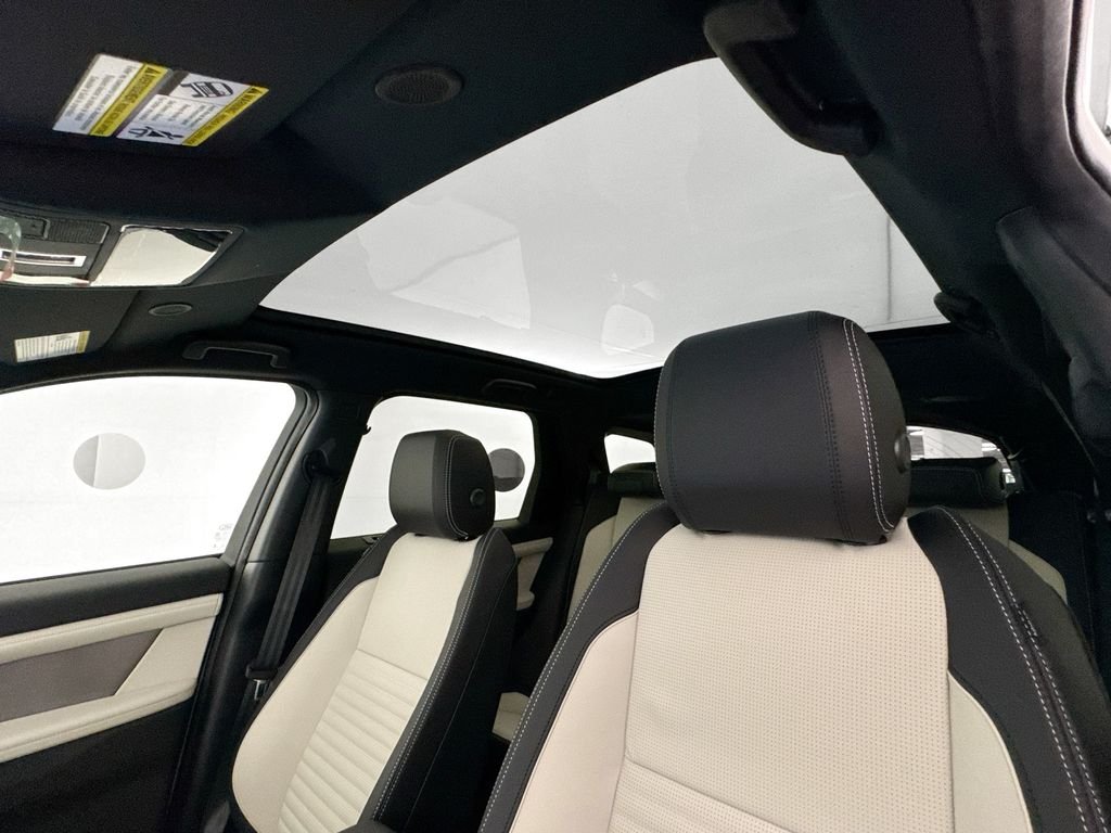 New 2026 Fuji White Land Rover Landmark image 21