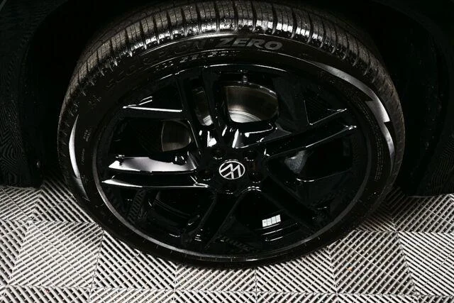 New 2026 Deep Black Pearl Volkswagen SE R-Line Black image 37