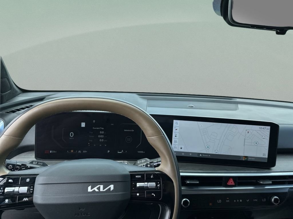 Used 2026 White Kia X-Line SX Prestige image 28
