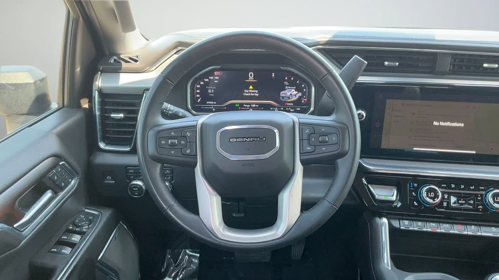 Used 2024 Onyx Black GMC Denali image 9