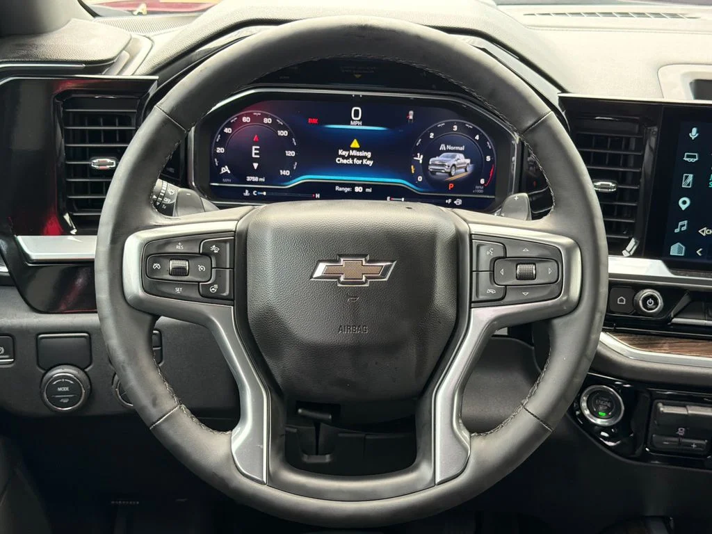 Used 2025 Red Chevrolet RST image 23