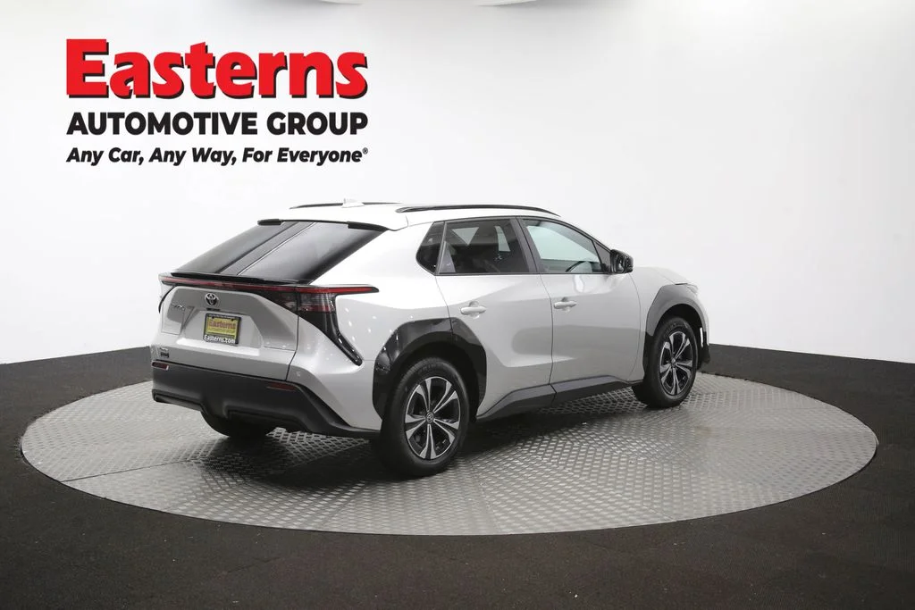 Used 2024 Silver Toyota XLE image 43