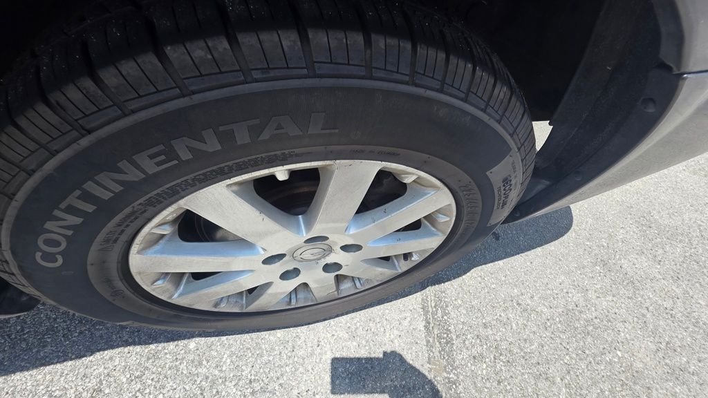Used 2014 Gray Chrysler Touring image 7