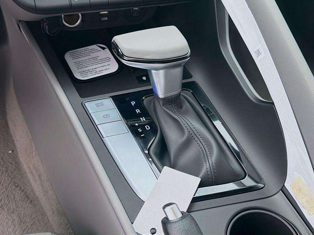 New 2026 Serenity White Hyundai SEL Sport image 13