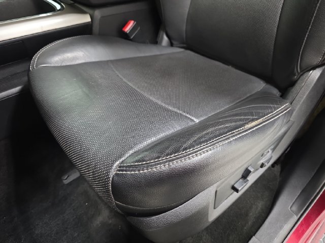 Used 2017 Red Ram Laramie image 28