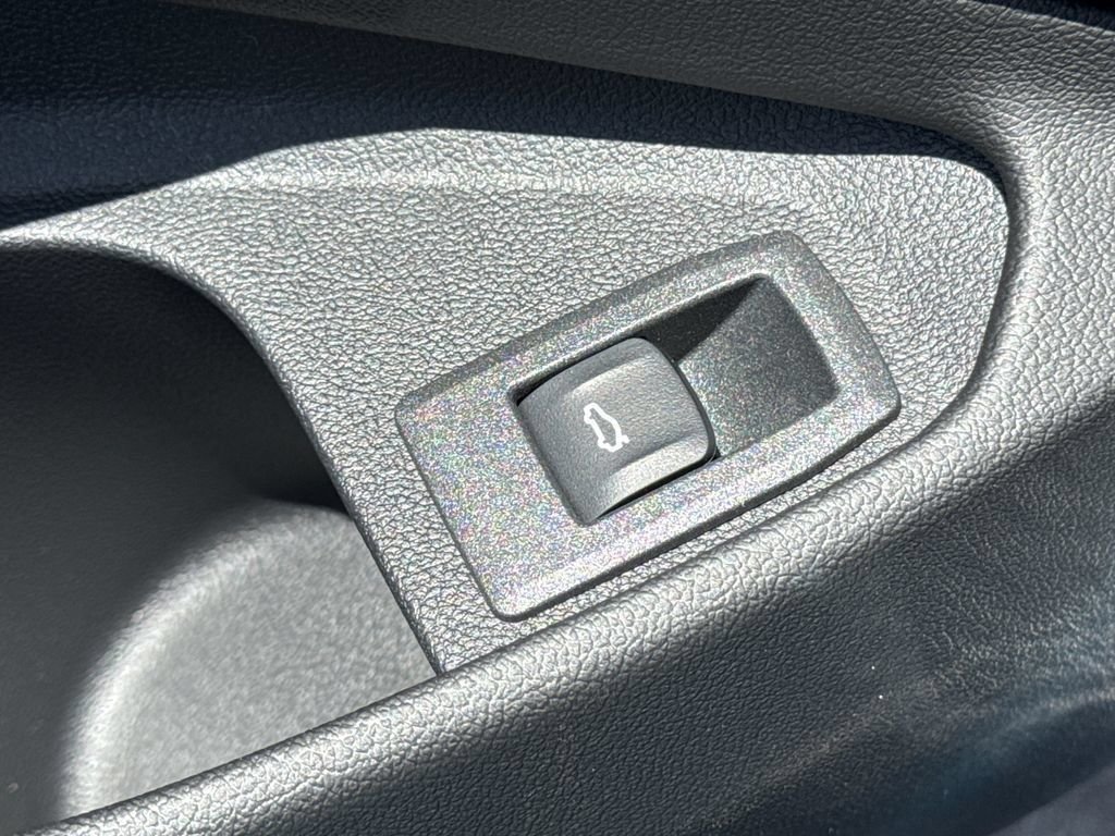 Used 2026 Blue BMW M440i image 24