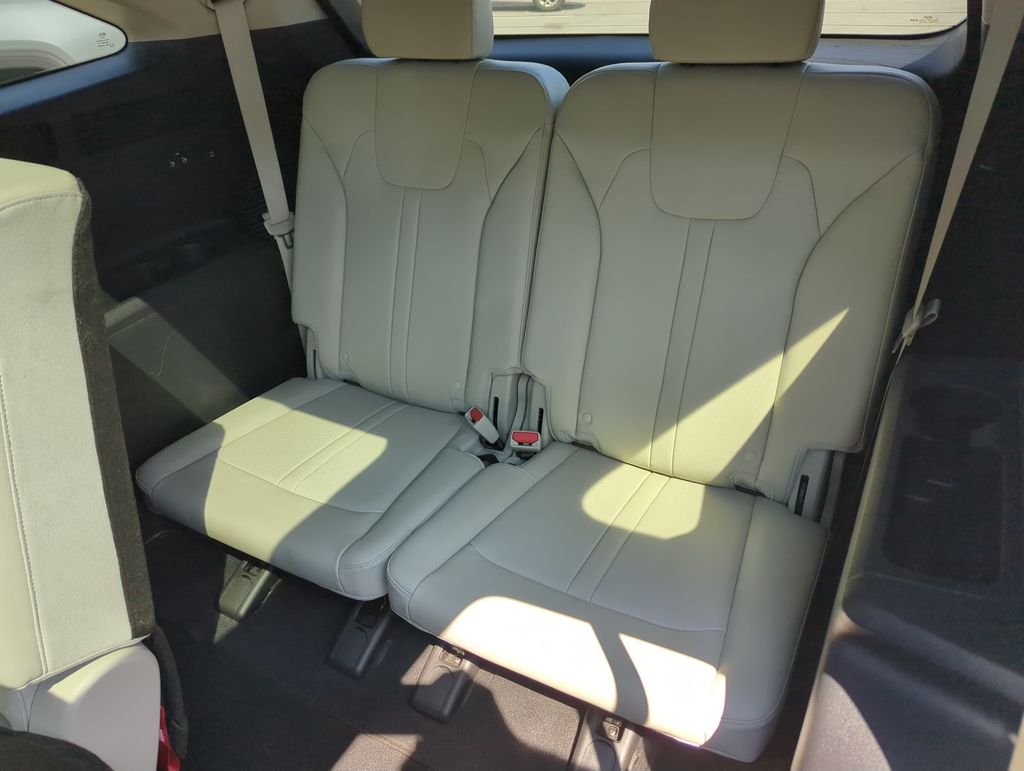 Used 2021 Gray Kia S image 29