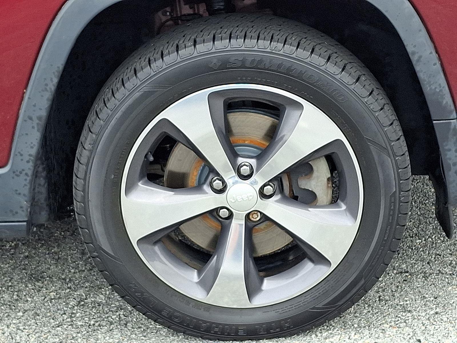 Used 2019 Velvet Red Pearlcoat Jeep Limited image 8