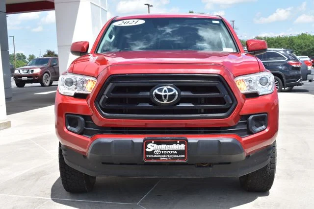 Used 2021 Red Toyota SR image 3