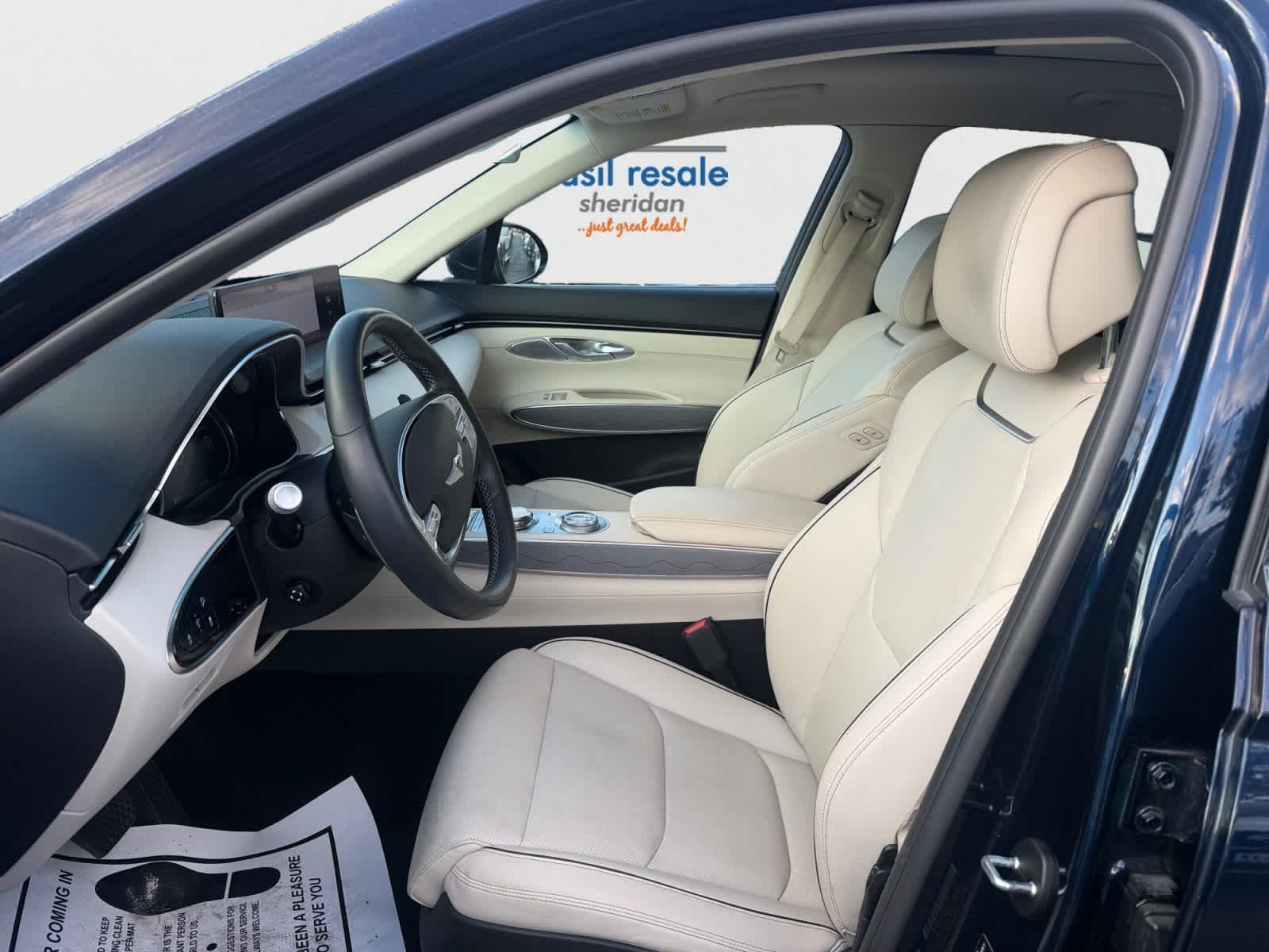 Used 2022 Adriatic Blue Genesis 2.5T image 11