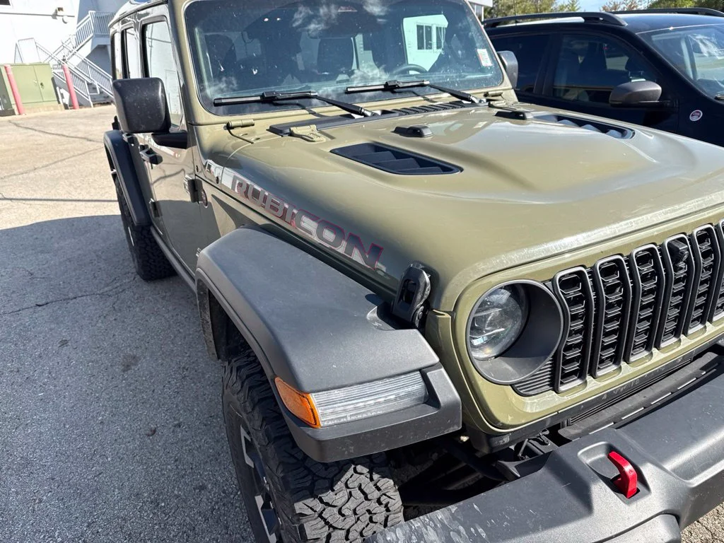 Used 2026 Green Jeep Rubicon image 4