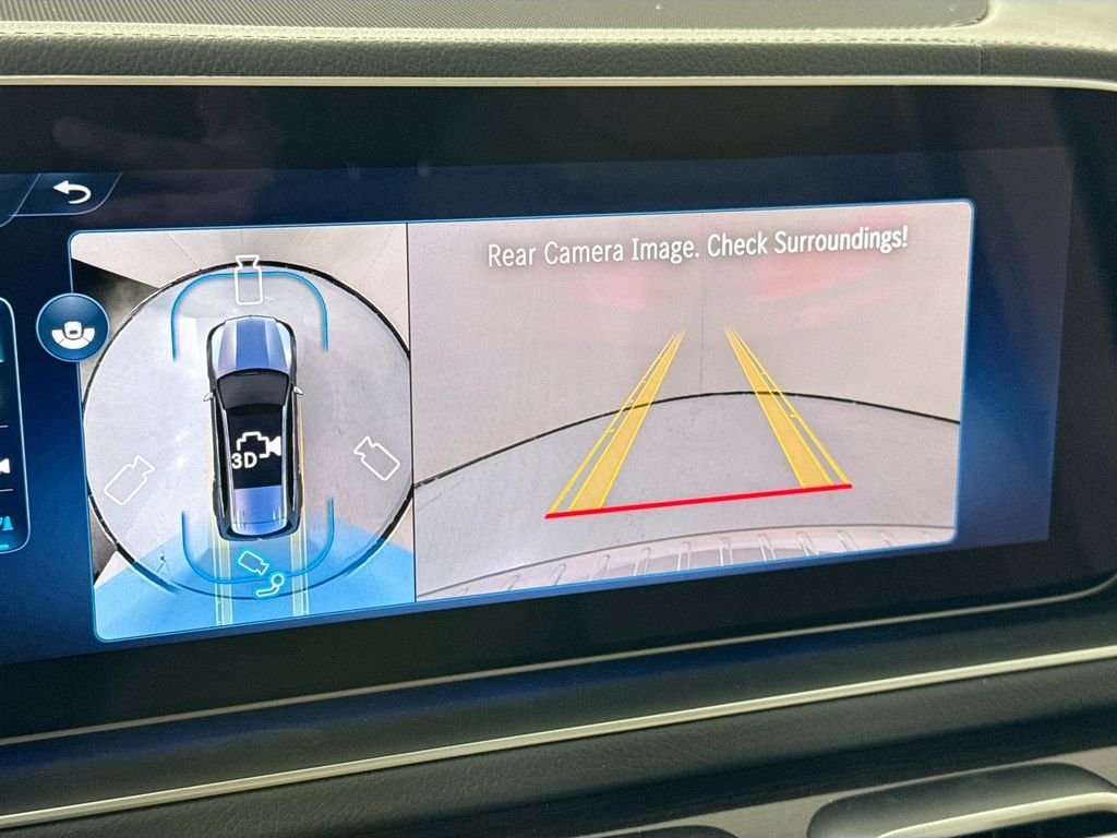 New 2026 MANUFAKTUR Ireland Mid Green Metallic Mercedes-Benz GLS 450 image 17