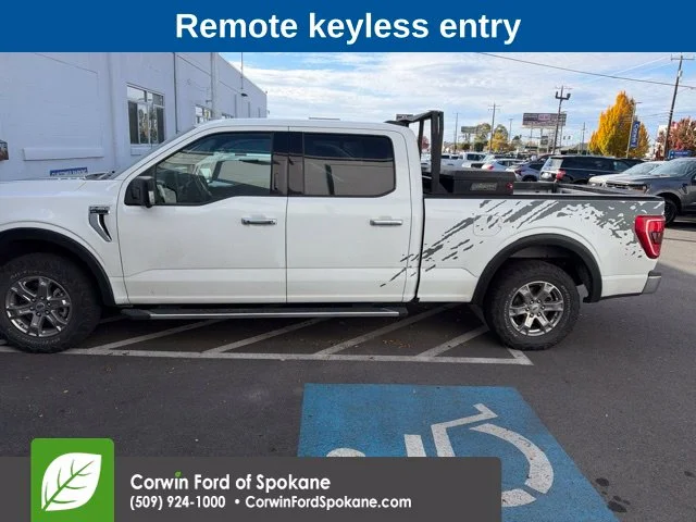 Used 2022 Oxford White Ford XLT image 3