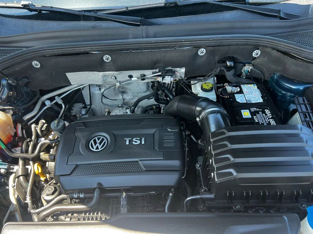 Used 2021  Volkswagen 2.0T SE image 29