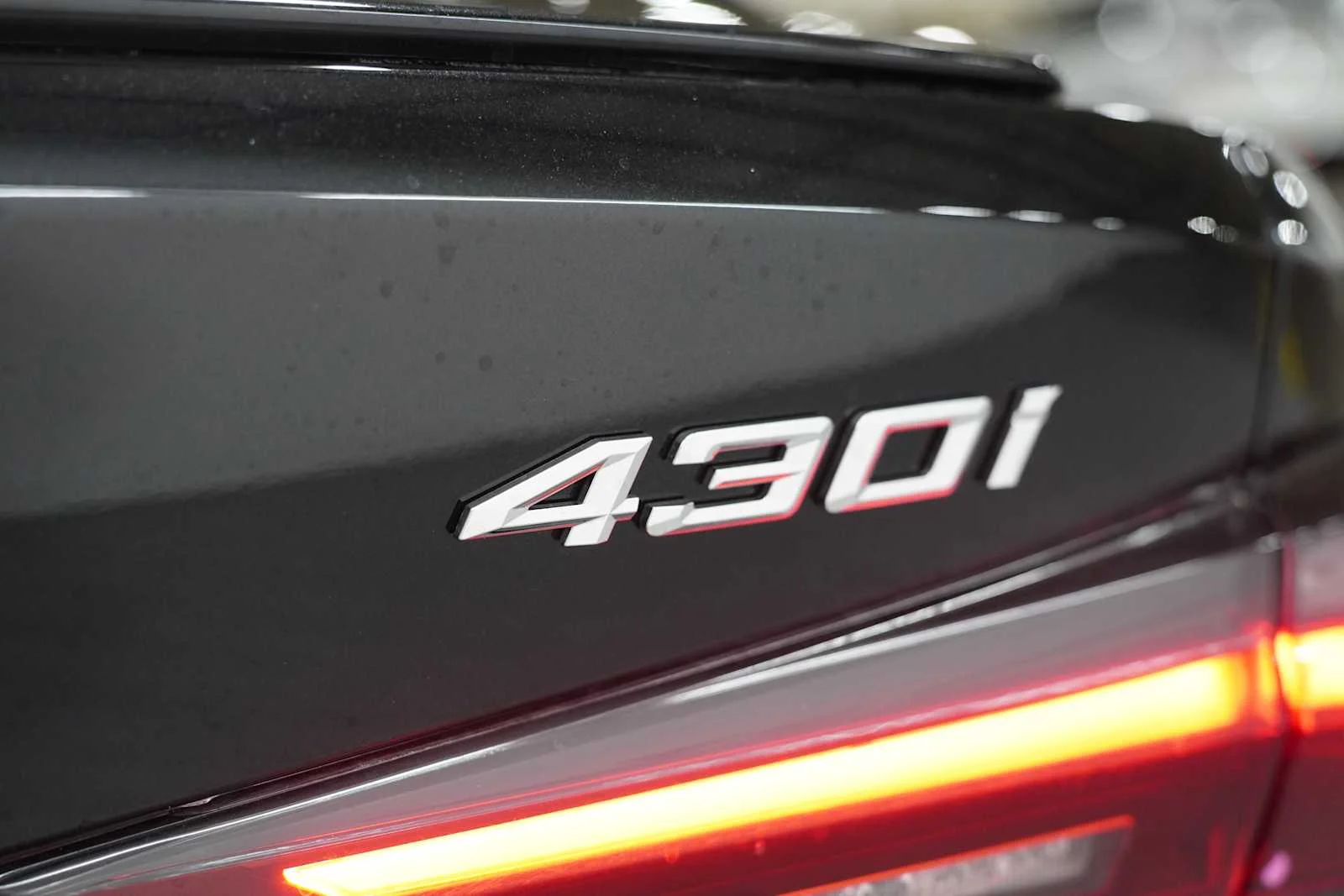 Used 2026 Black Sapphire Metallic BMW 430i image 9