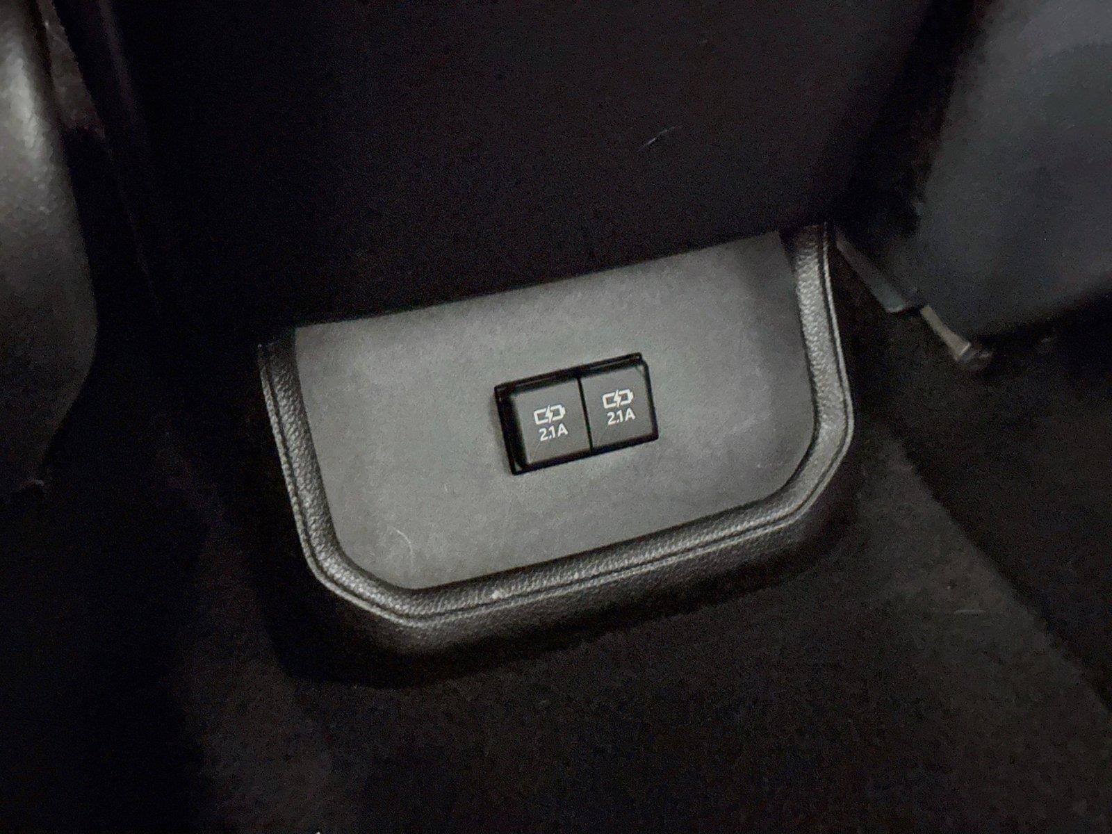 Used 2021 Midnight Black Metallic Toyota XLE image 37