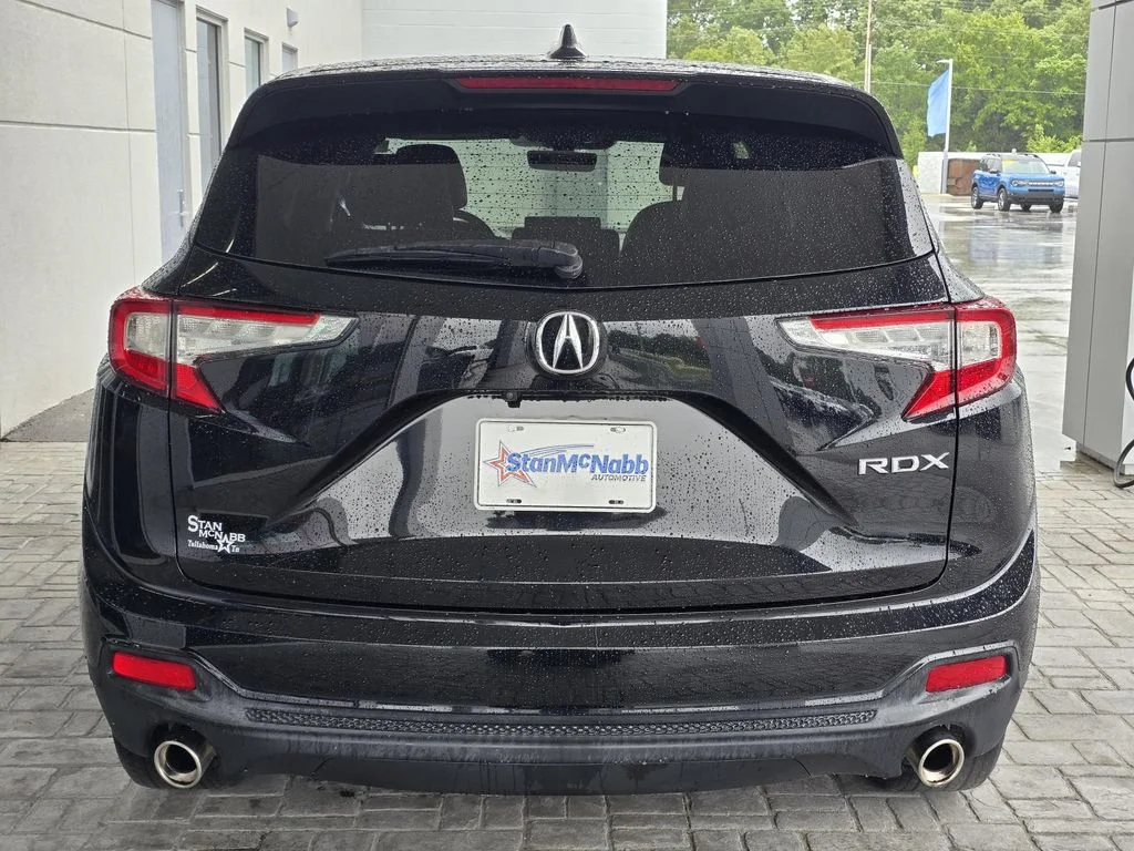 Used 2021 Majestic Black Pearl Acura Base image 7