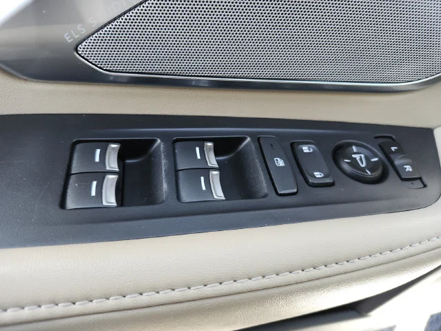 Used 2020 White Acura Advance Package image 25