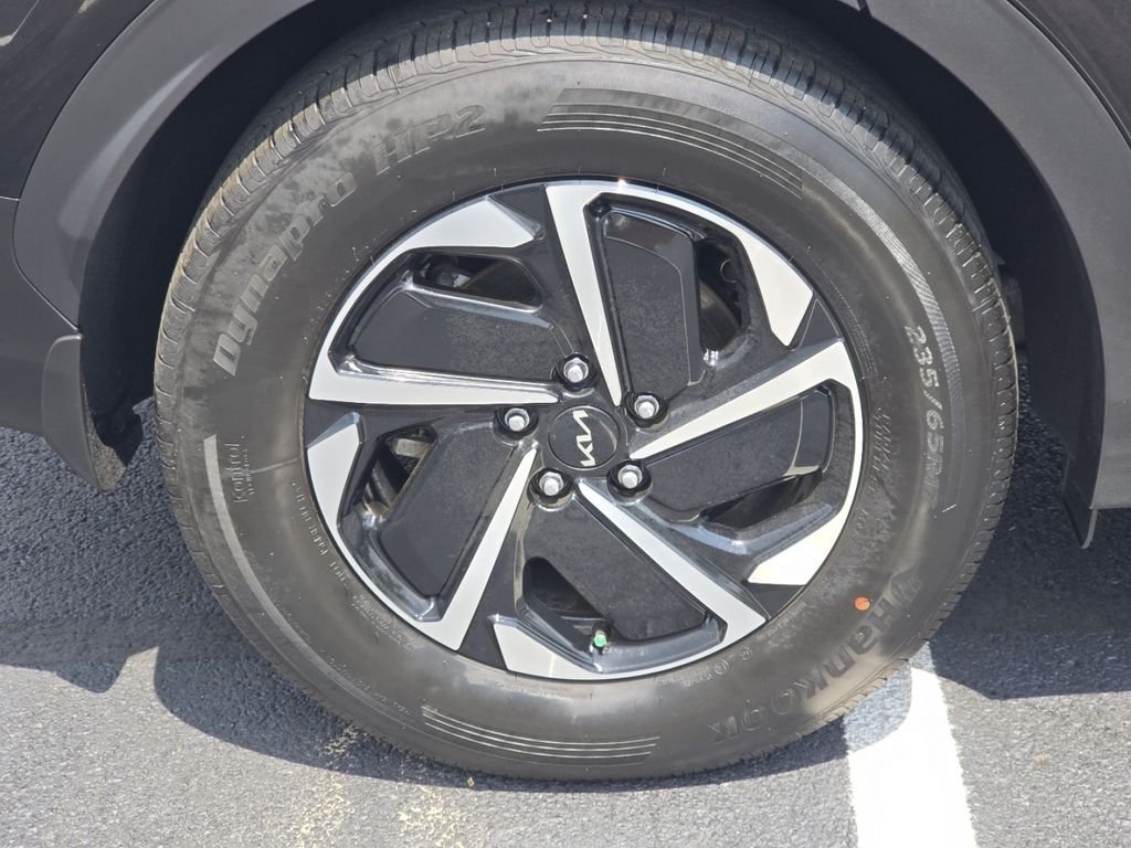 Used 2025 Black Kia LX image 8