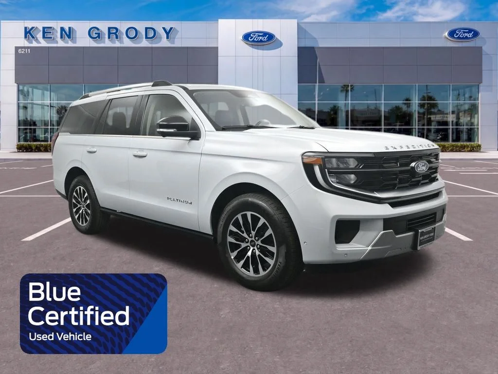 2025 Ford Expedition Platinum 4x4's photo