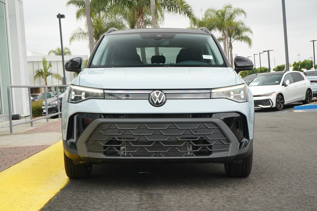 New 2026 Monument Gray W/Deep Black Roof Volkswagen 1.5T SE Black image 5