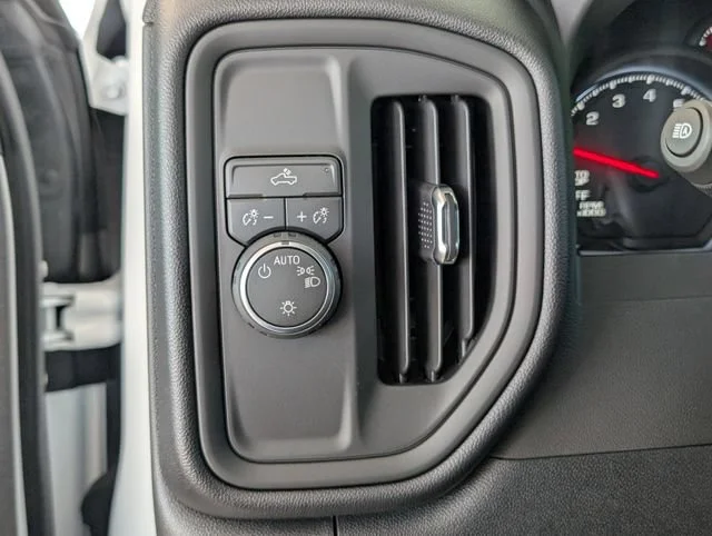 2026 Chevrolet Silverado 1500 Custom - Photo 14