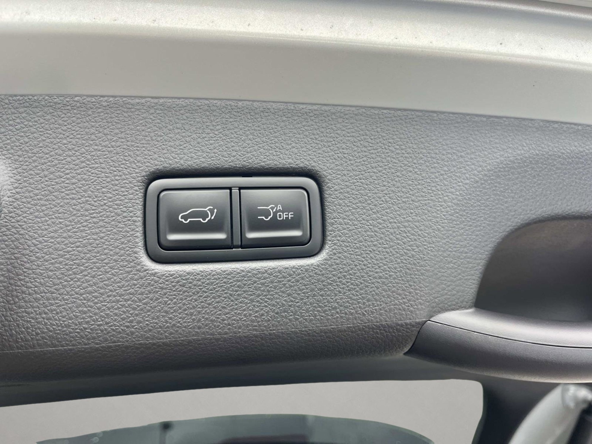 New 2026 Ivory Silver Kia EX image 13