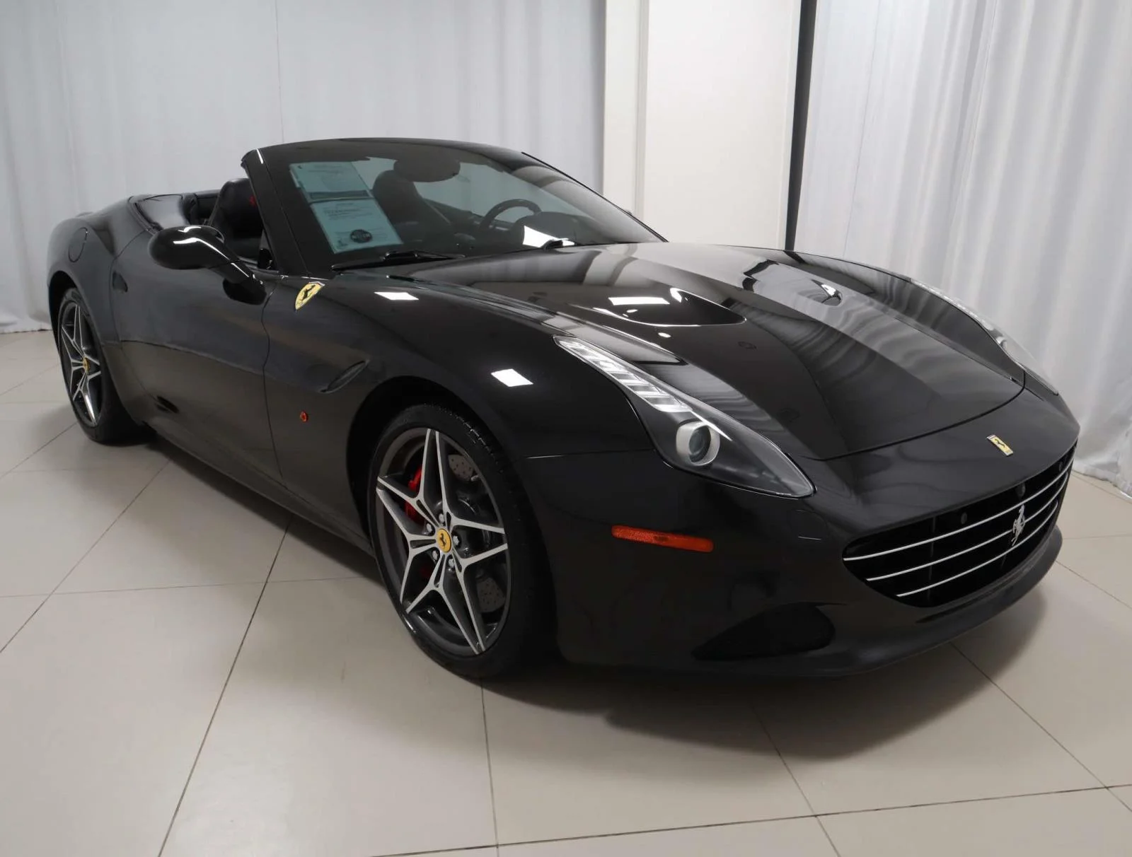 Used 2016 Nero Daytona Metallic Ferrari T 2dr Conv image 46