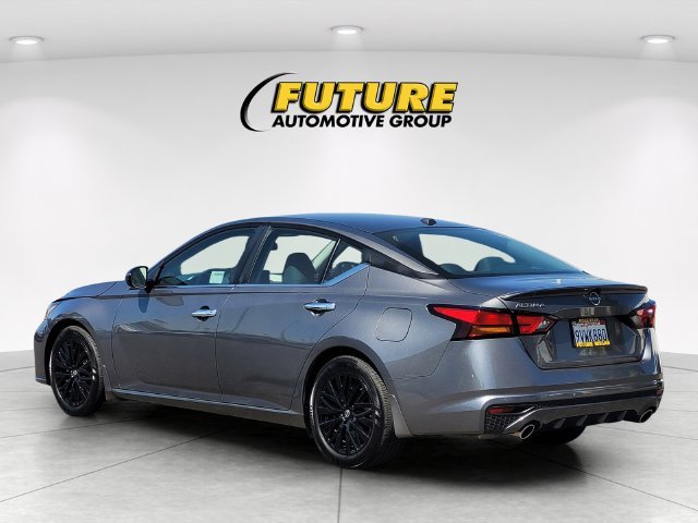 Used 2025 Gray Nissan 2.5 SV image 7