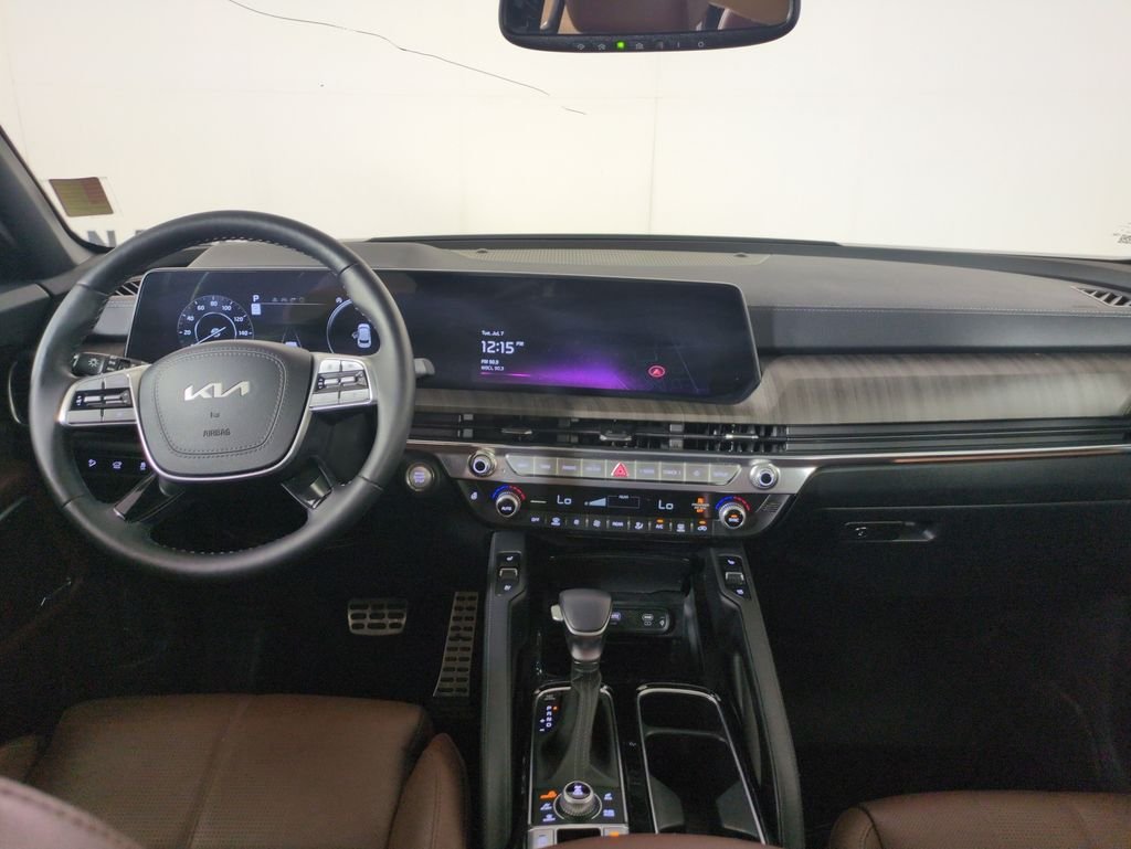 Used 2024 Silver Kia SX image 12