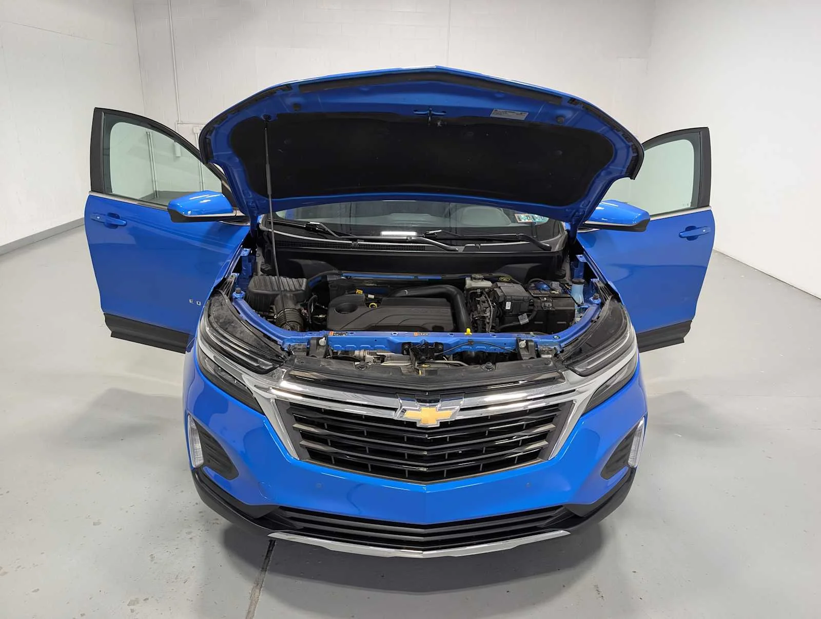 Used 2024 Rip Tide Blue Chevrolet LT image 10