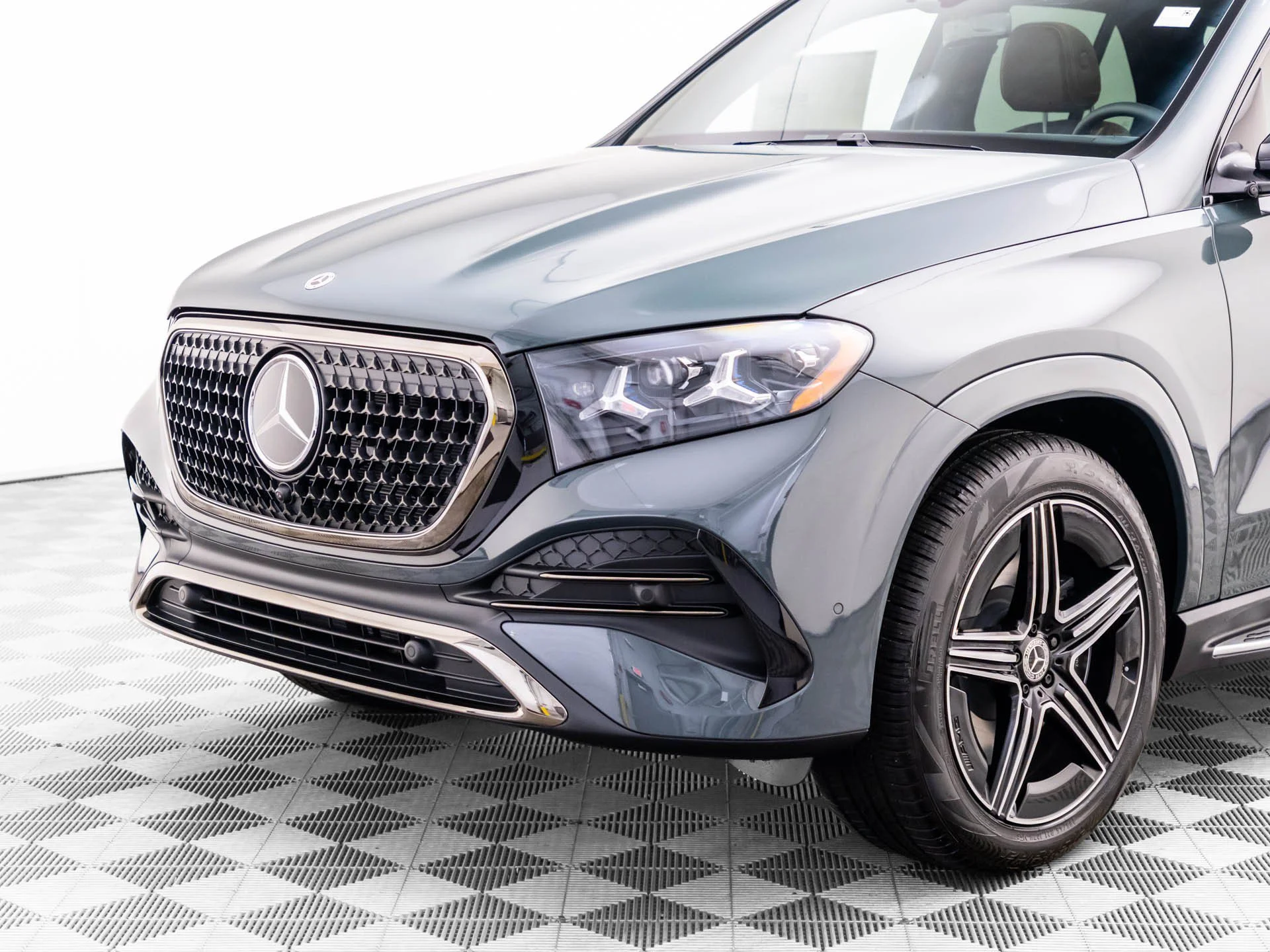 New 2027 Green Mercedes-Benz GLE 450 image 40