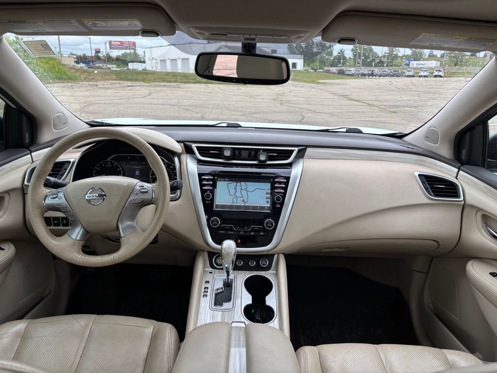 Used 2015 White Nissan Platinum image 14