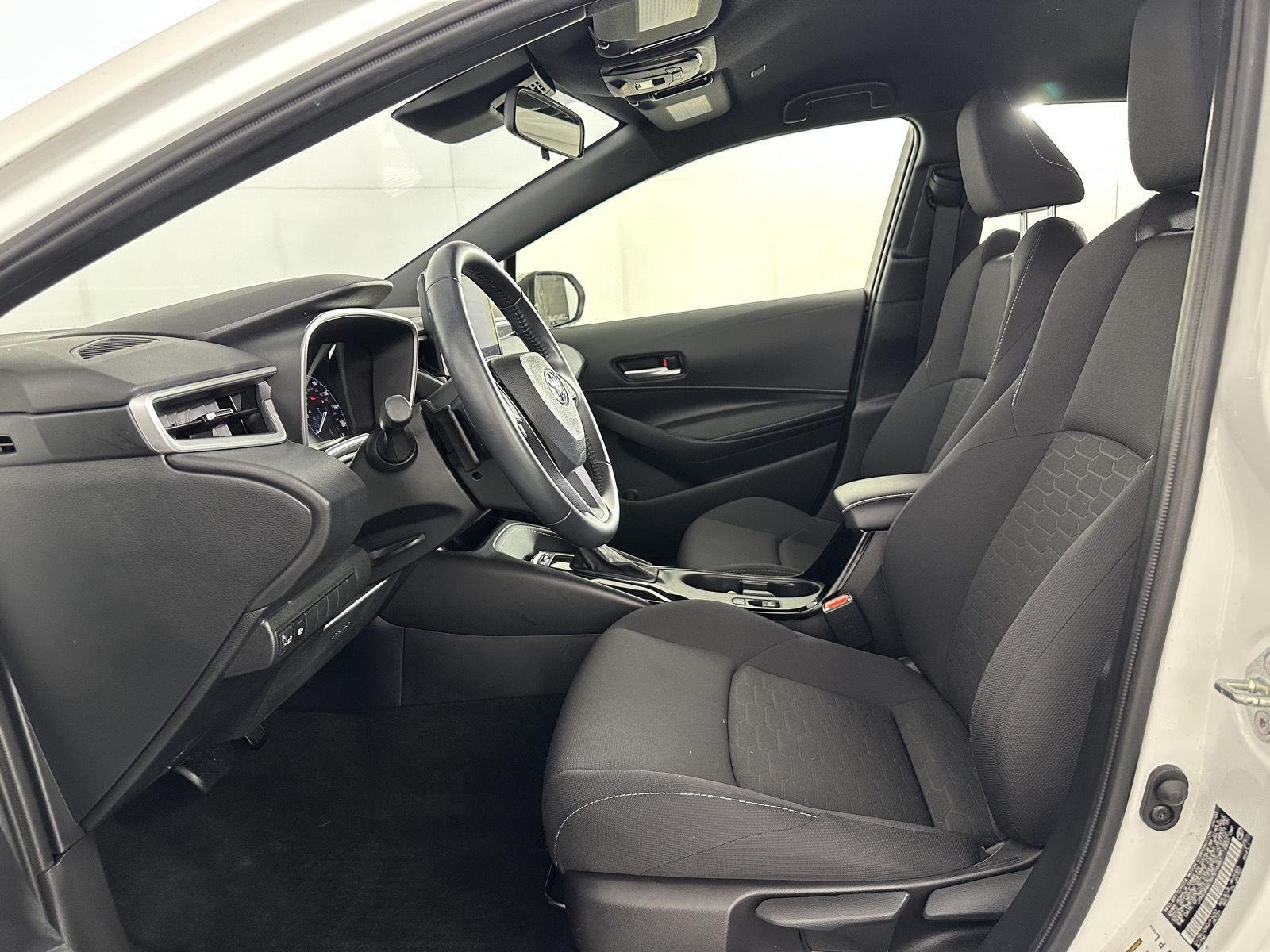 Used 2024 Ice Cap Toyota SE image 14