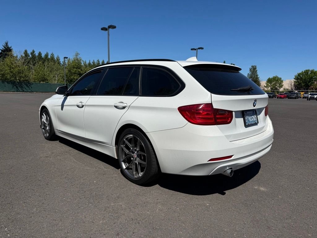 Used 2014 Alpine White BMW 328d xDrive image 4
