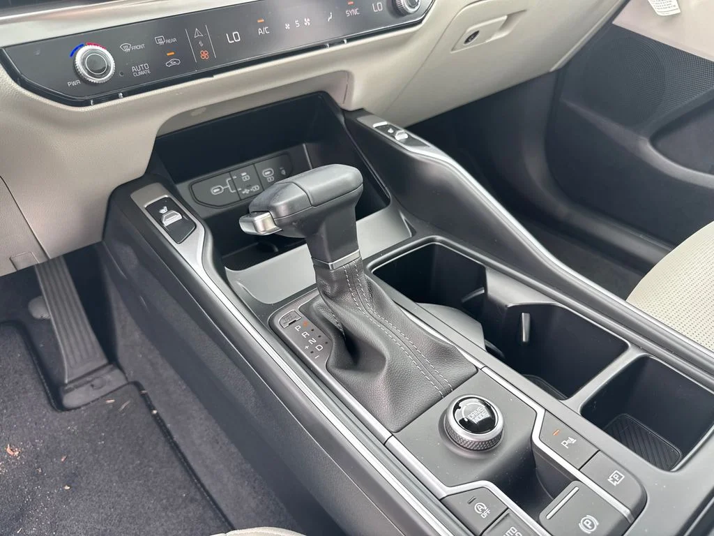 Certified Used 2025 Black Kia S image 30