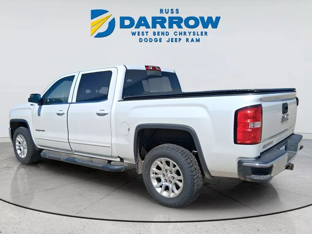 Used 2017 White GMC SLE image 3