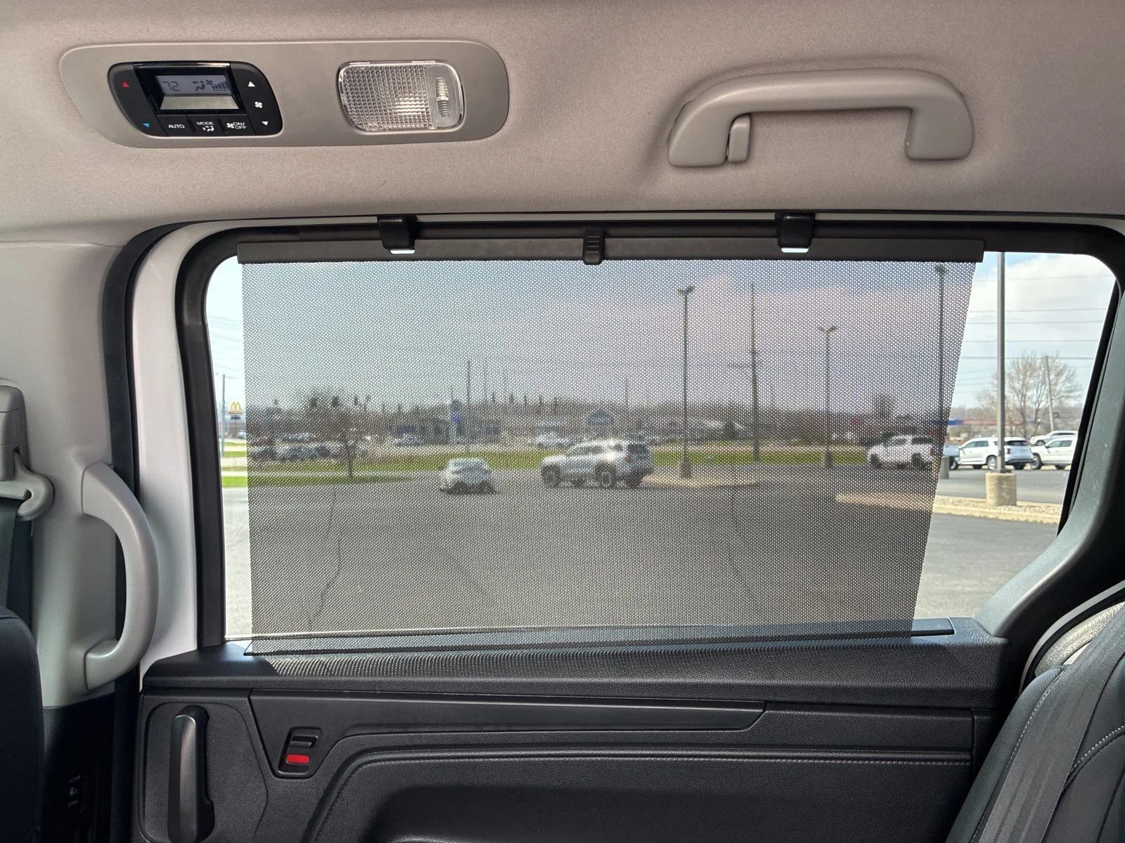 2024 Honda Odyssey EX-L - Photo 17