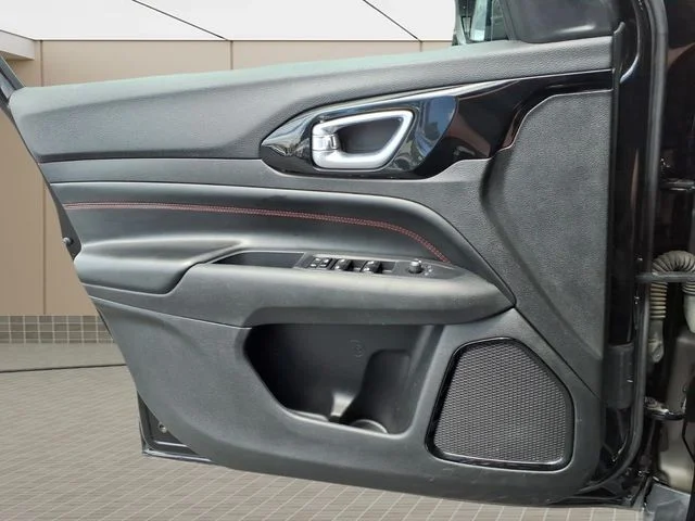 Used 2022 Black Jeep Trailhawk image 24