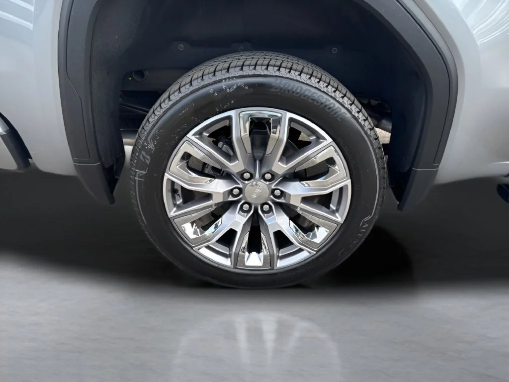 Used 2026 Sterling Metallic GMC Denali image 39