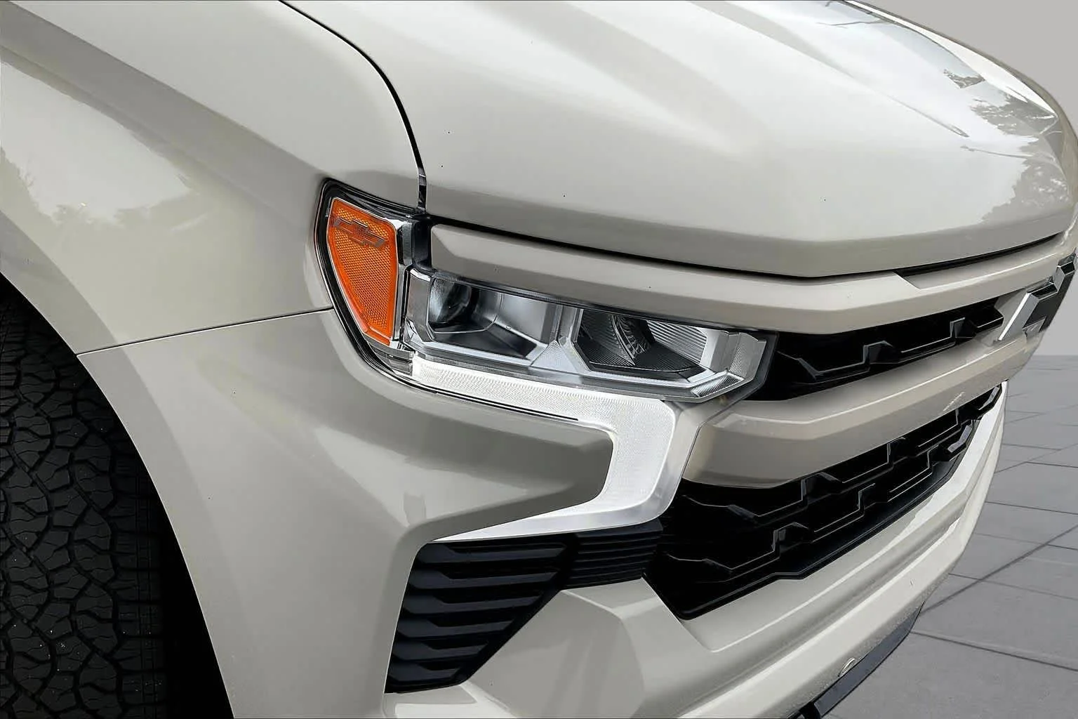 Used 2026 White Sands Chevrolet RST image 28
