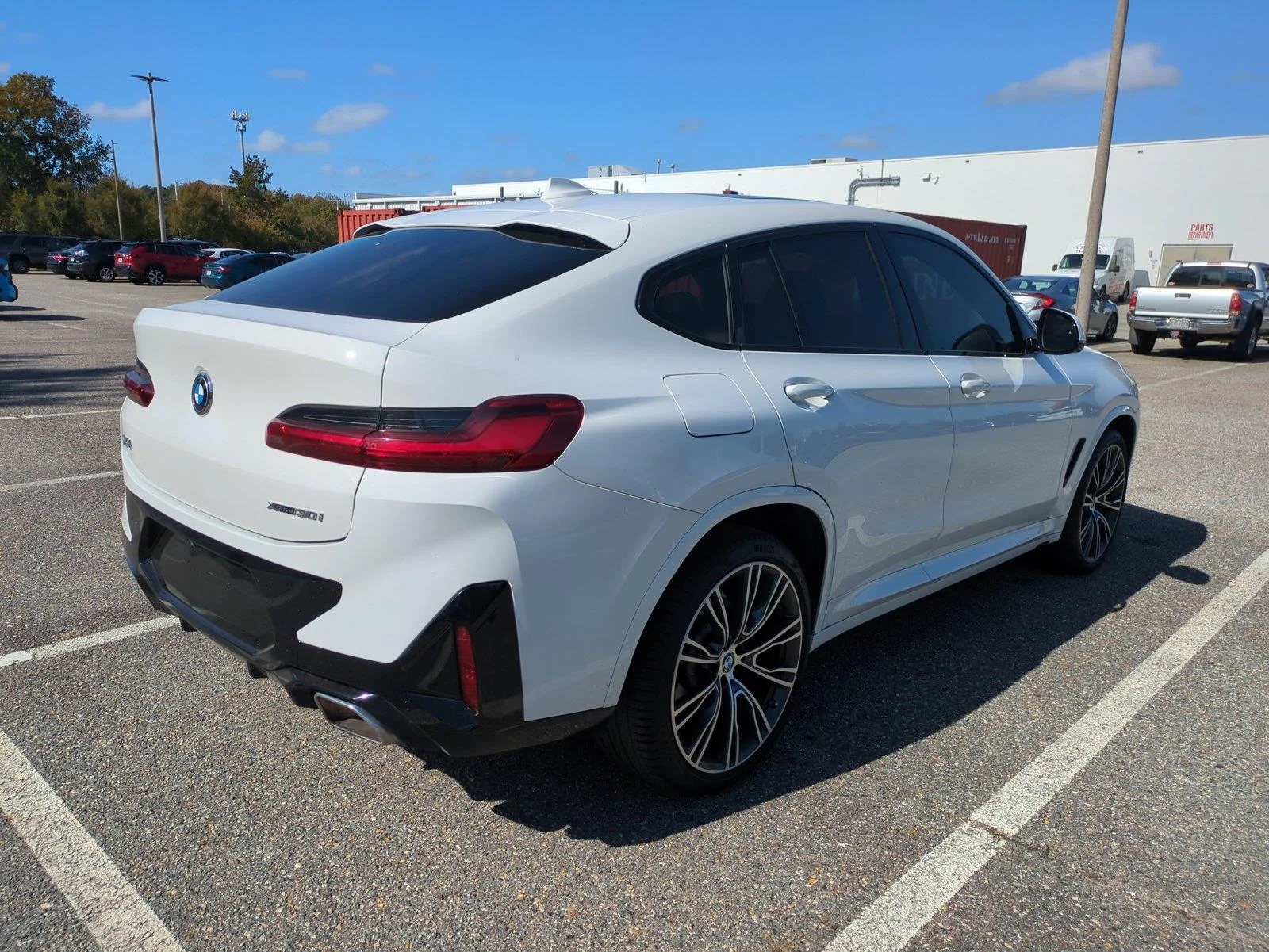 Used 2023 Alpine White BMW xDrive30i image 3