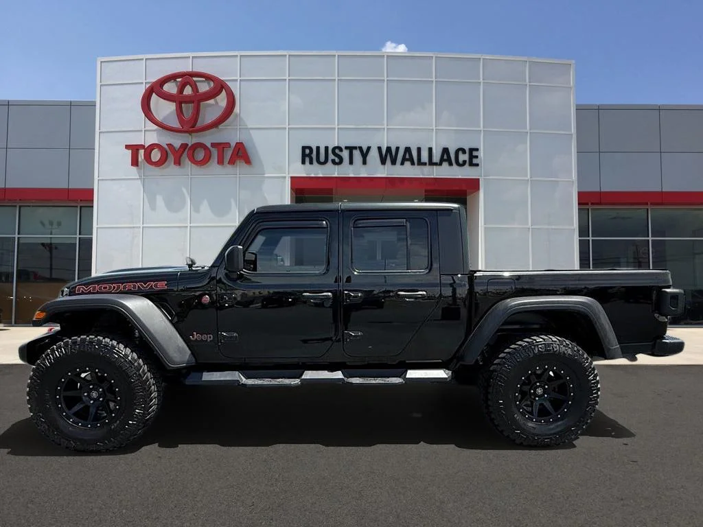 2022 Jeep Gladiator Mojave's photo