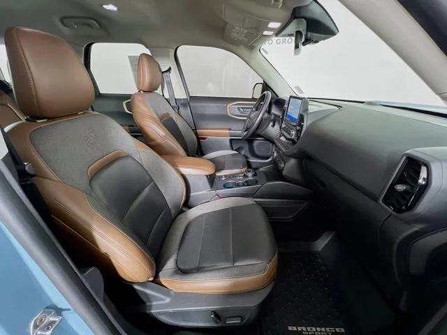 Used 2021 Blue Ford Outer Banks image 40