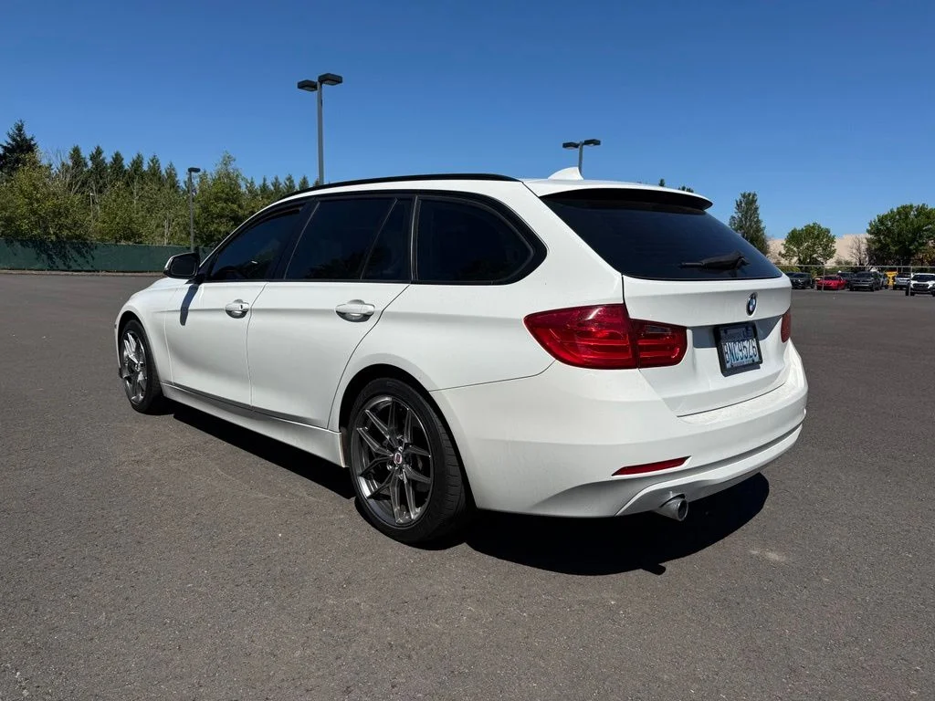 Used 2014 Alpine White BMW 328d xDrive image 5