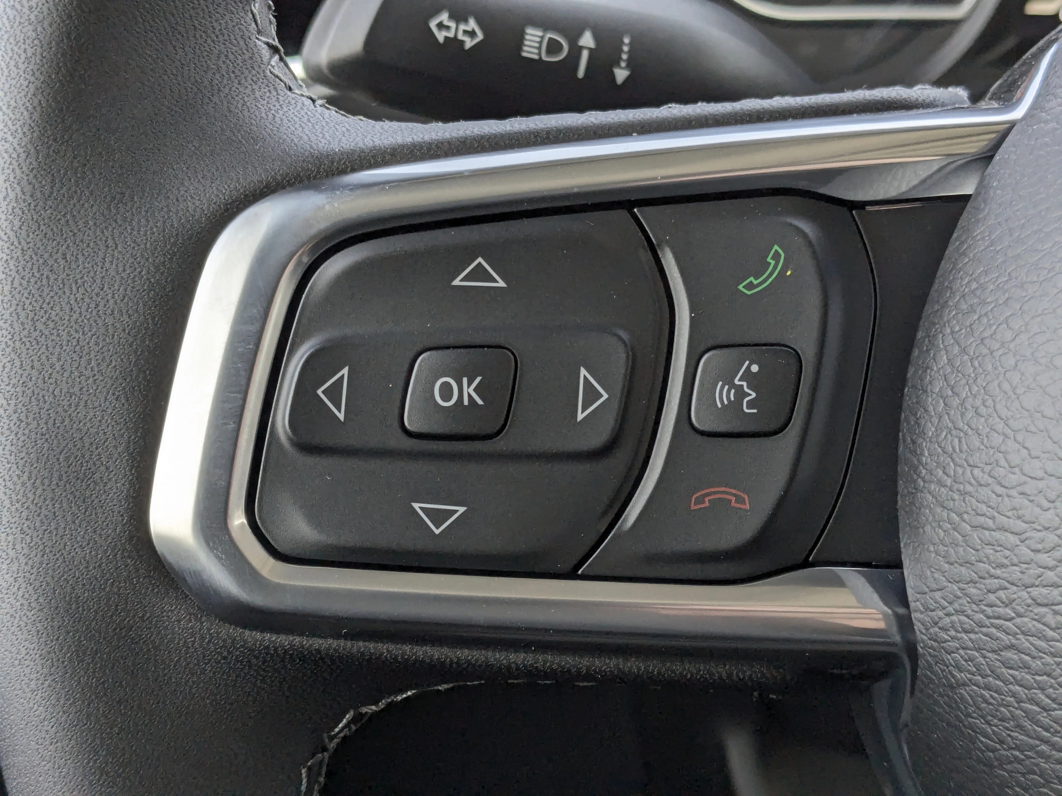 New 2026 Dark blue Jeep Sahara - - McKinley Leather - Body-Color Top - Alpine Audio - Remote Start & tons more! image 16