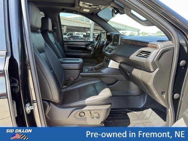 Used 2022 Black Chevrolet Z71 image 18