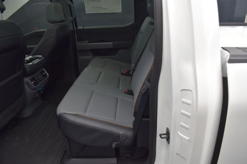 New 2025 White Ford Lariat image 19